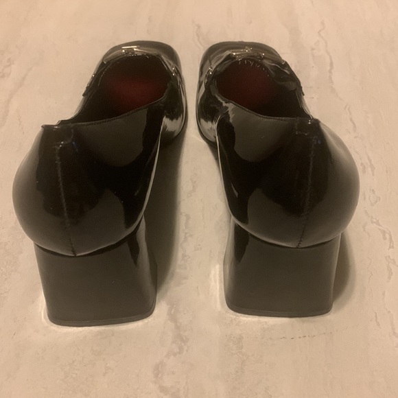 Bandolino Women's Black Leather Square Toe Front Buckle Heels Size 9.5M - Picture 4 of 15